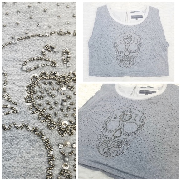 Silvian Heach Tops - ⭐️3/$15⭐️ Silvian Heach Beaded Skull Crop Top